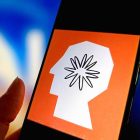 Anthropic pagará una fortuna a autores por usar sus libros sin permiso para entrenar a Claude